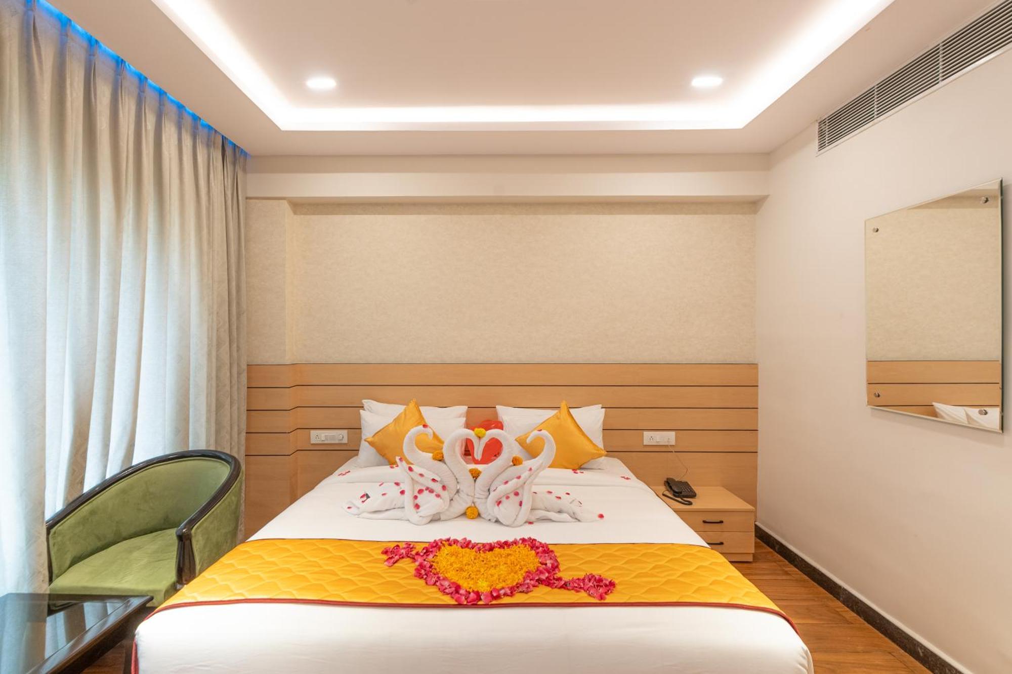 Serene Resort Hyderabad 商沙巴 外观 照片