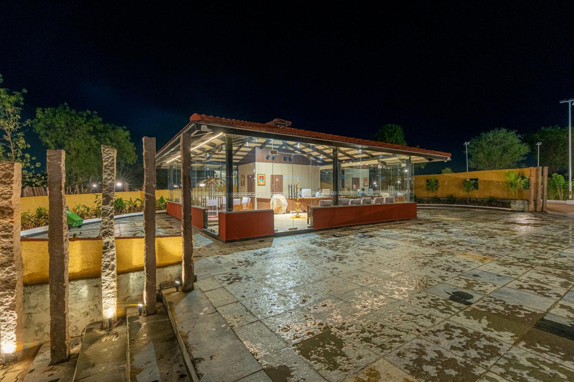 Serene Resort Hyderabad 商沙巴 外观 照片