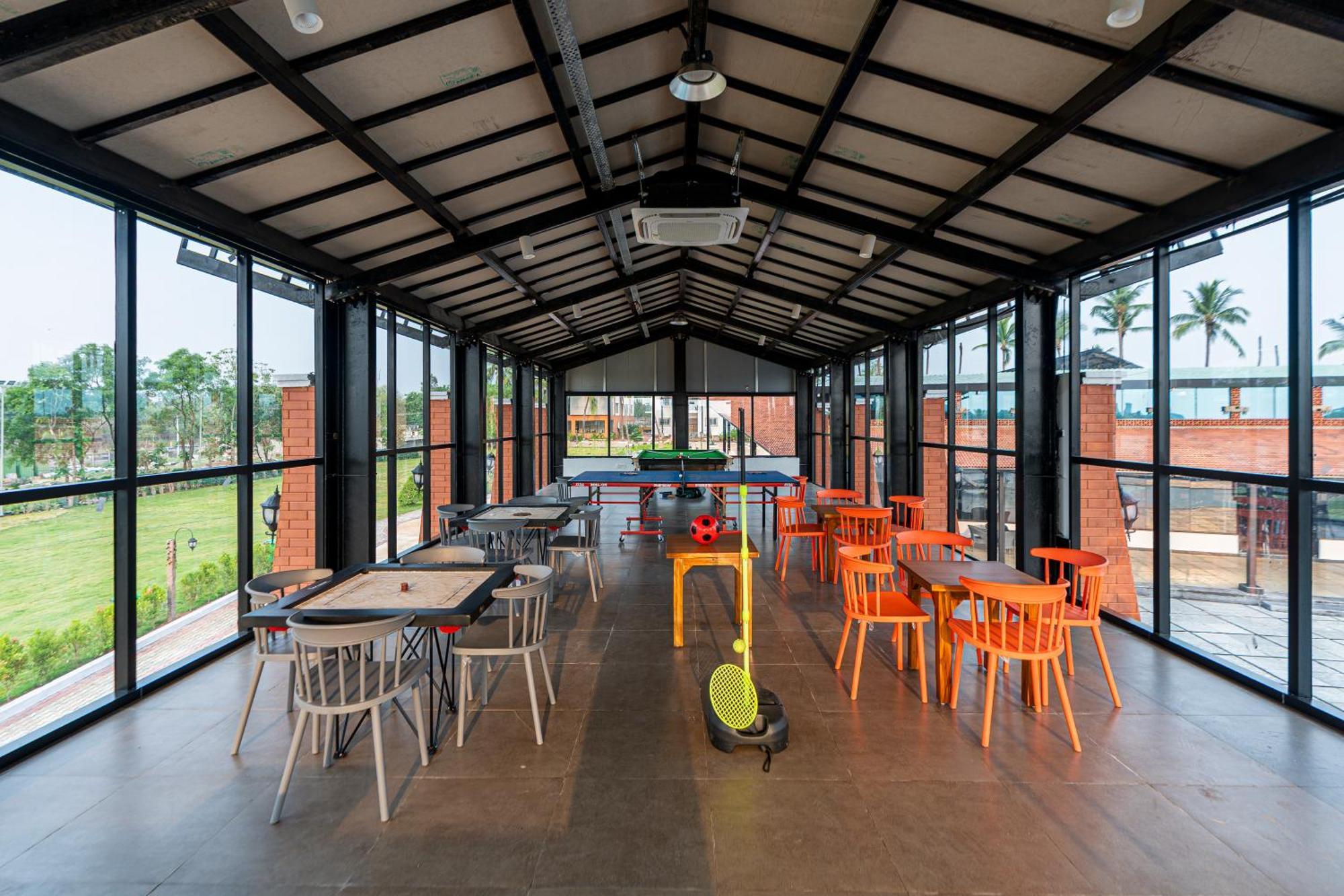 Serene Resort Hyderabad 商沙巴 外观 照片