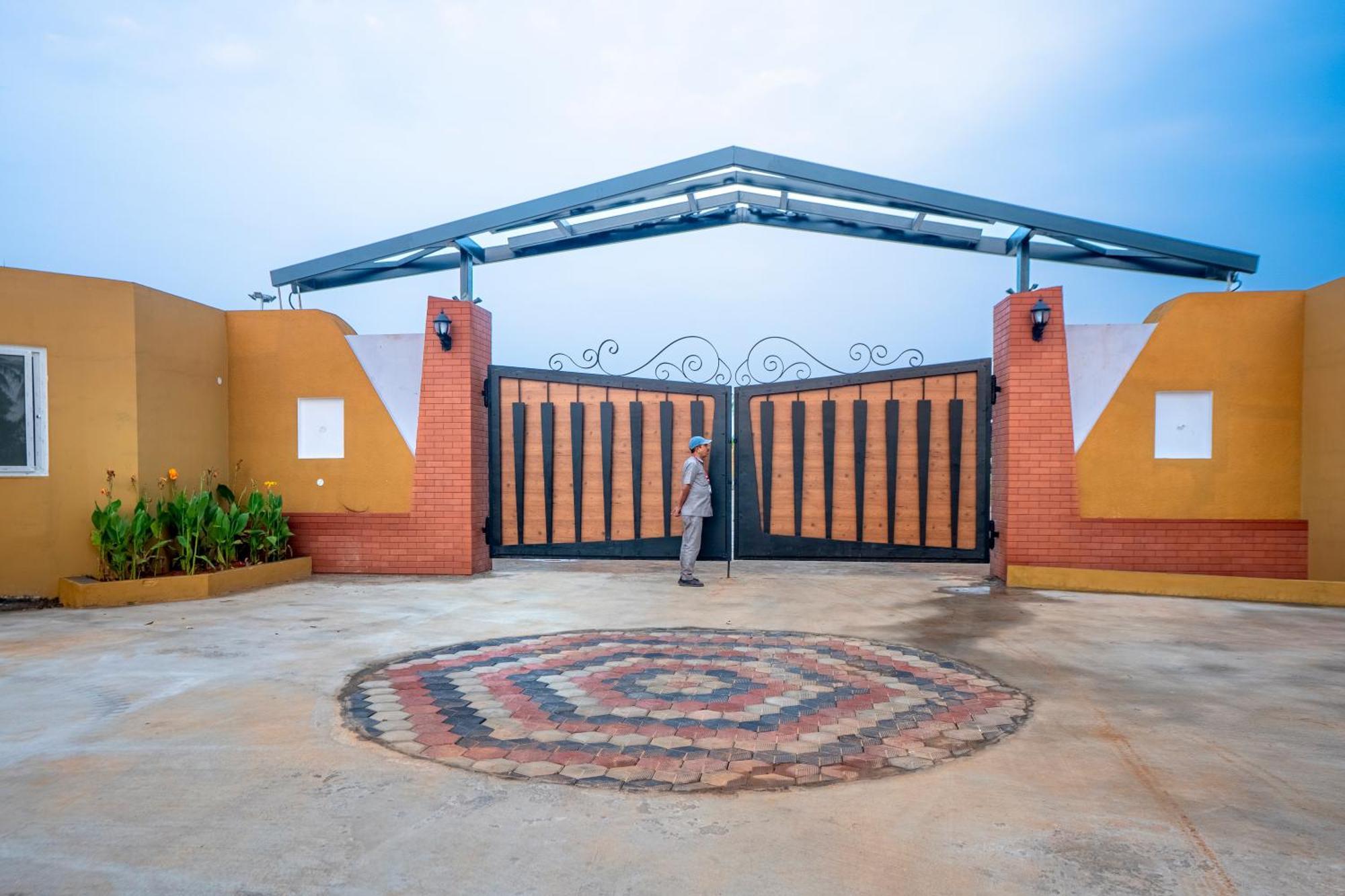 Serene Resort Hyderabad 商沙巴 外观 照片