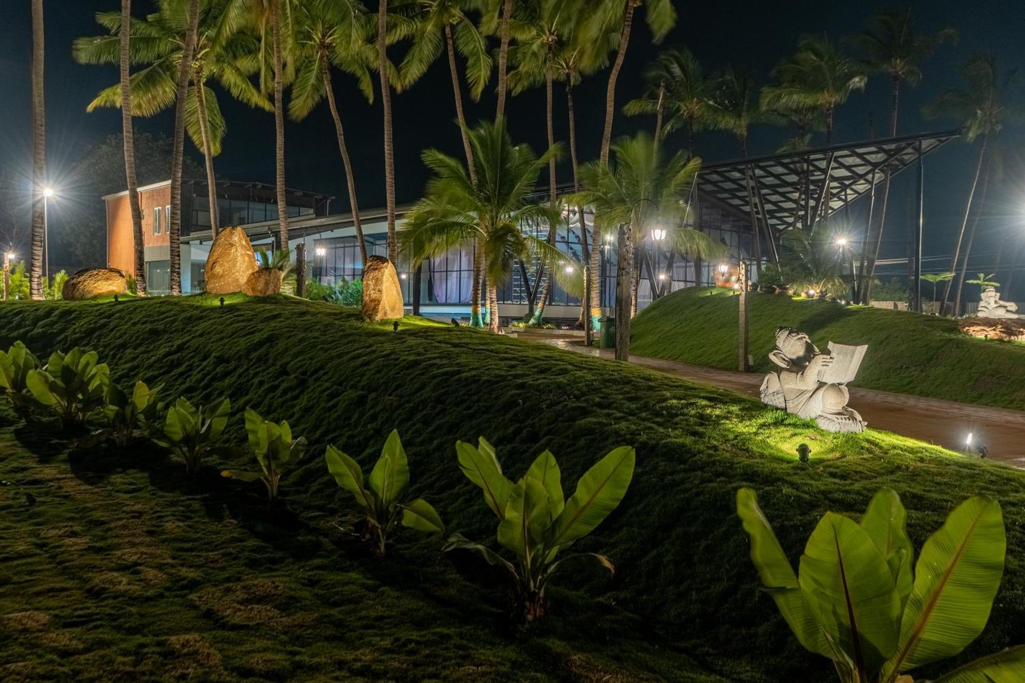 Serene Resort Hyderabad 商沙巴 外观 照片